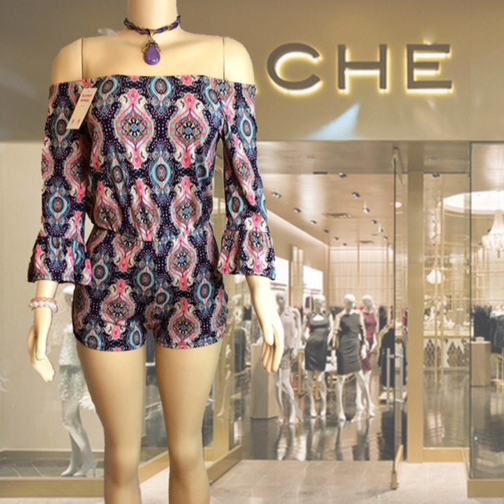 Off The Shoulder Romper - Picture 2 of 4